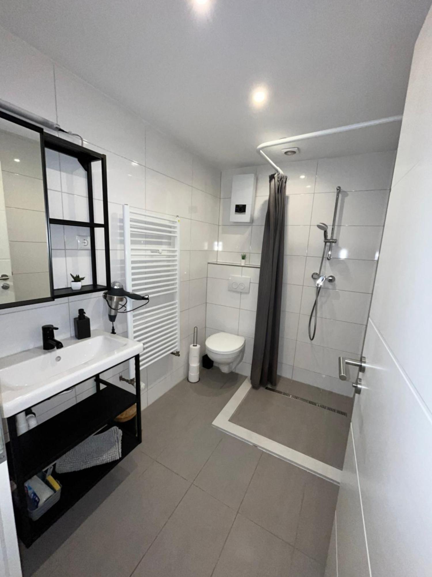 Apartment Central 10B 40Qm Wi-Fi Free Parking Calm Back House ドルトムント エクステリア 写真